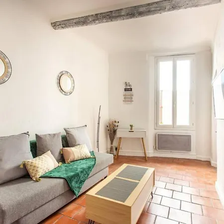 Vieil De Charme 2/4pers Antibes